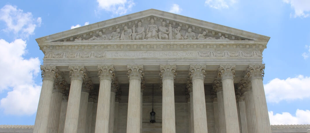 photo 1453945619913 79ec89a82c51 1 e1458112042615