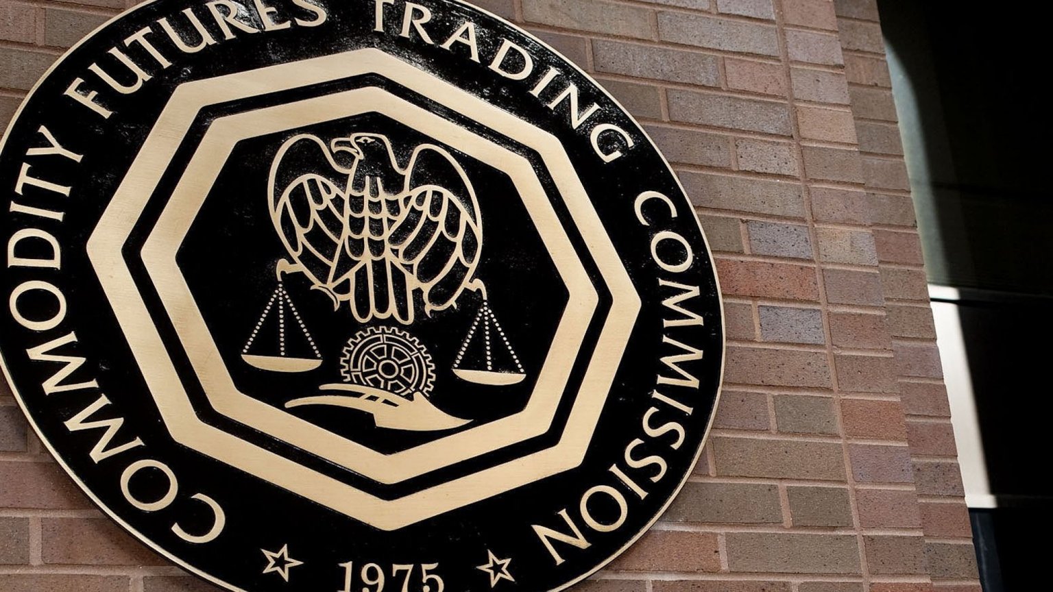 CFTC charges WorldWideMarkets with $4.8M forex fraud ...