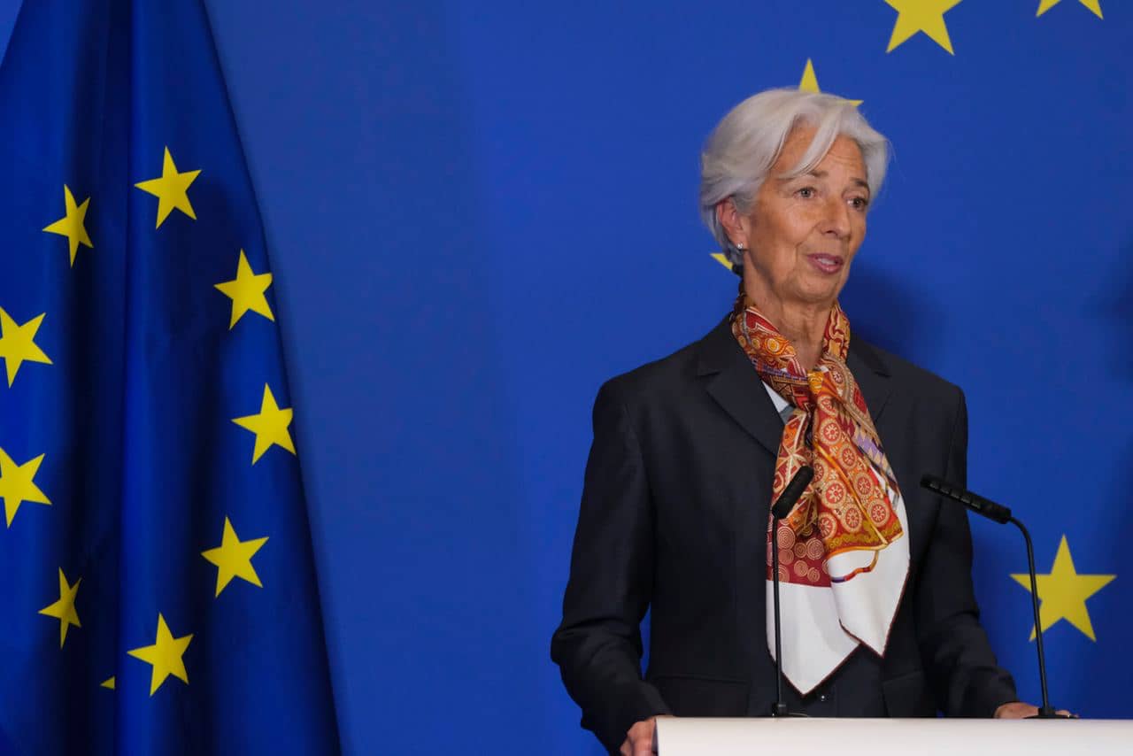 Lagarde calls for broader crypto regulation following FTX collapse