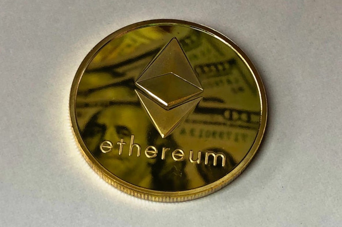 Ethereum Price Prediction: Whales Accumulate $94.6M ETH on the Dip, is  Ethereum a Buy? - FinanceFeeds