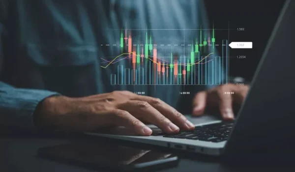 How to Combine Indicators for Better Crypto Trades