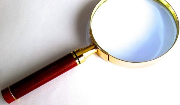 magnifying glass 450690 1280