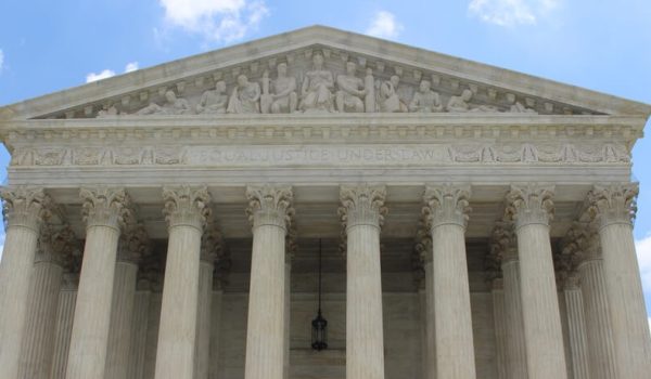 photo 1453945619913 79ec89a82c51 1 e1458112042615